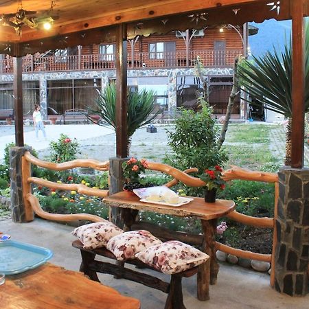 Hôtel Абхазская Усадьба à Gagra Extérieur photo
