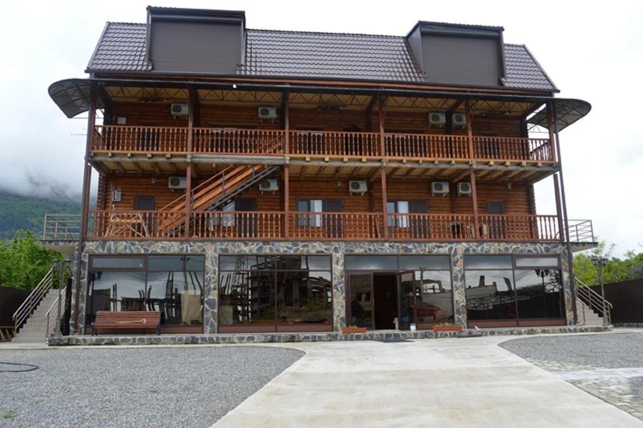 Hôtel Абхазская Усадьба à Gagra Extérieur photo