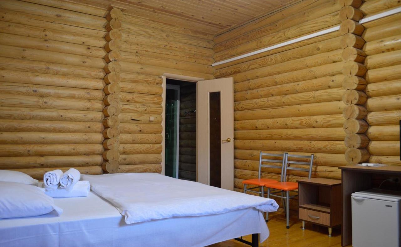 Hôtel Абхазская Усадьба à Gagra Extérieur photo