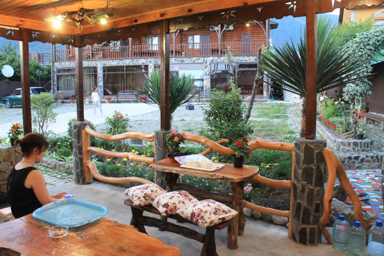 Hôtel Абхазская Усадьба à Gagra Extérieur photo