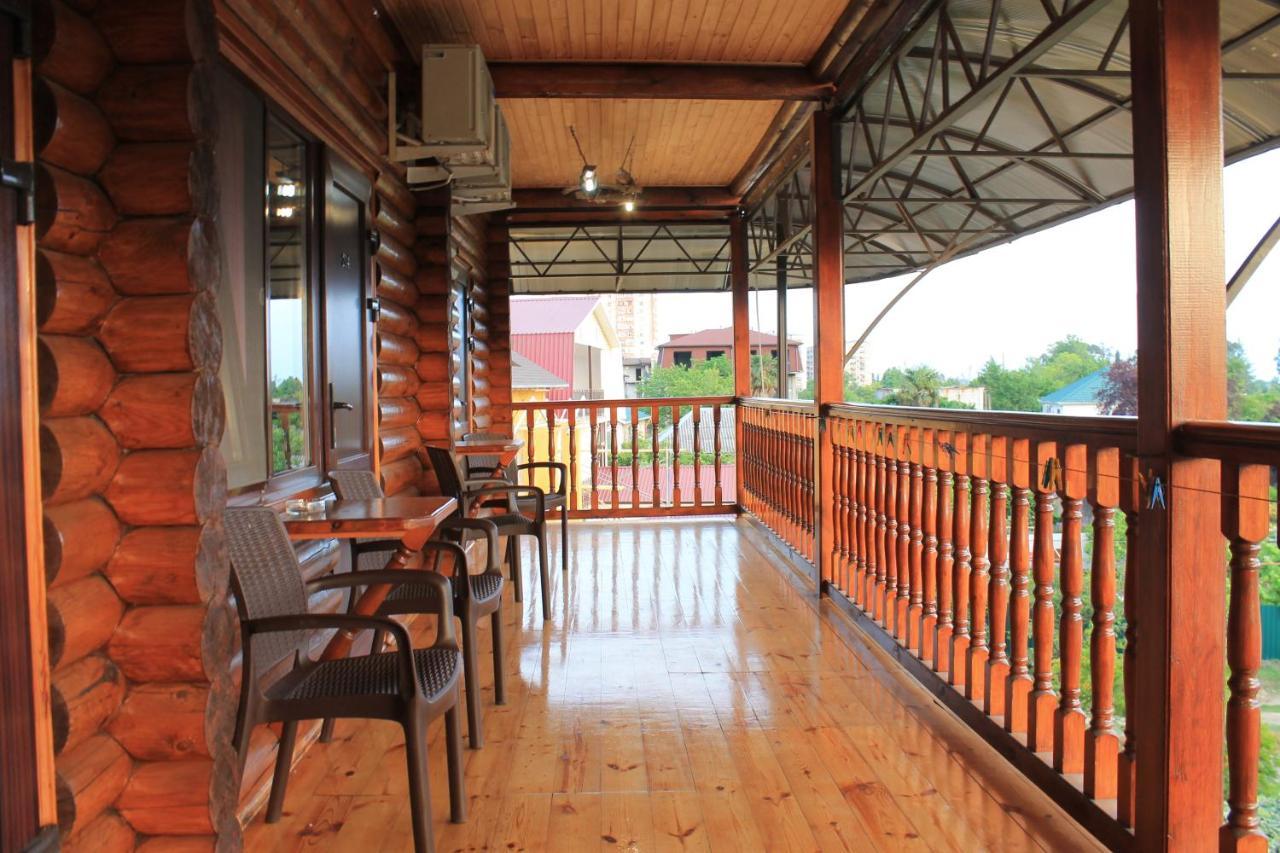 Hôtel Абхазская Усадьба à Gagra Extérieur photo